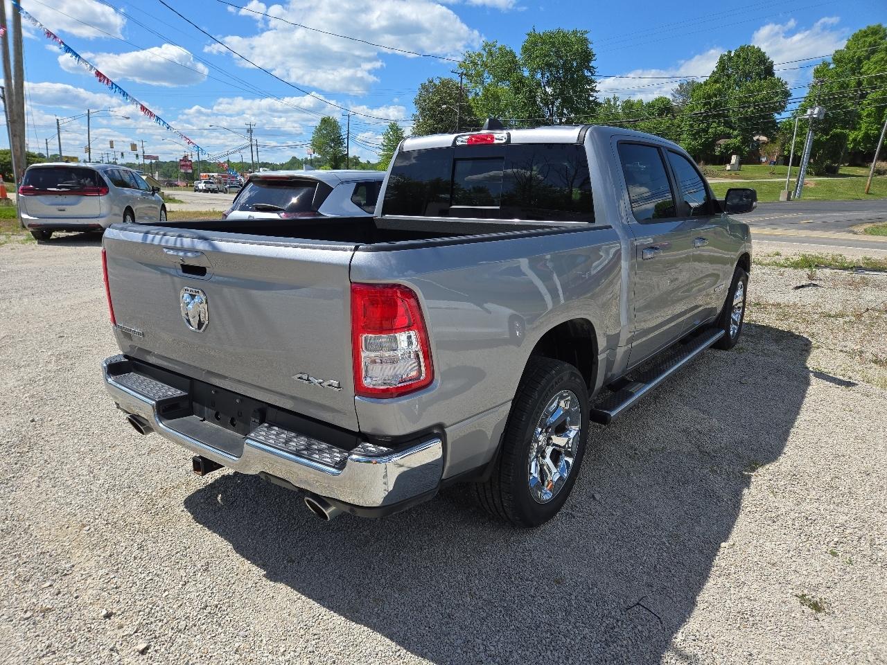 RAM 1500 Big Horn Crew Cab SWB 4WD 2021