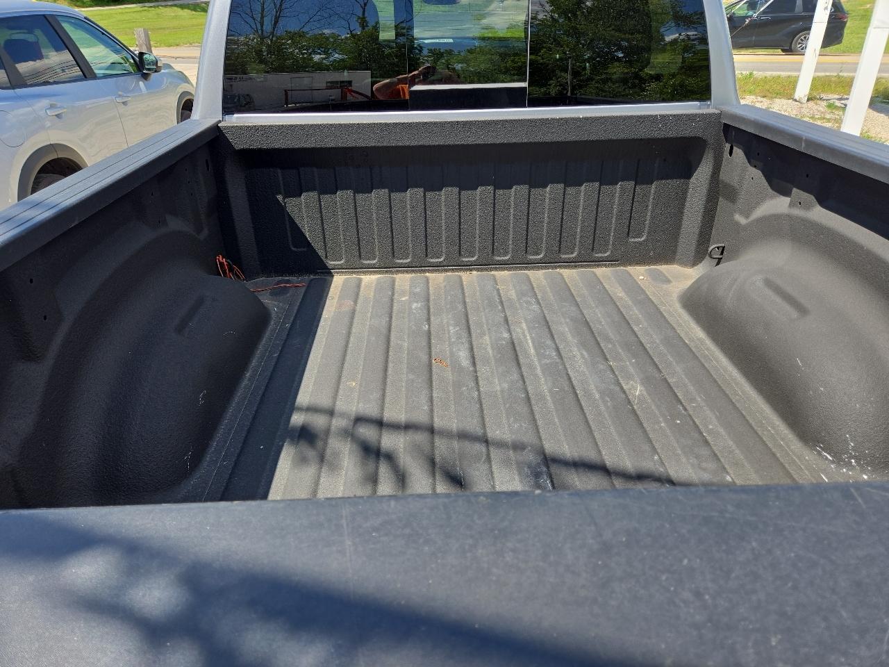 RAM 1500 Big Horn Crew Cab SWB 4WD 2021