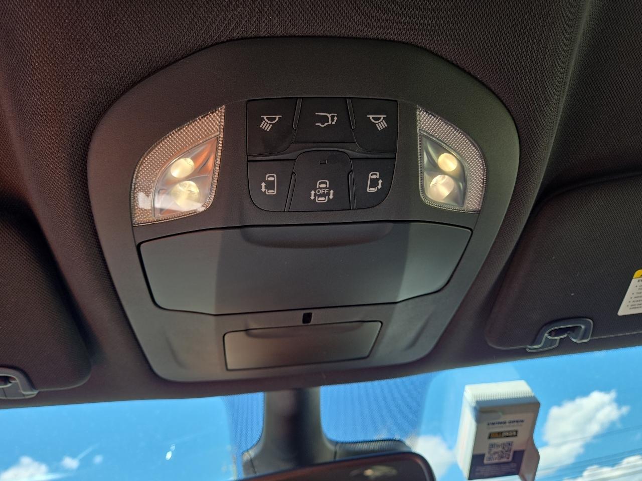 Chrysler Pacifica 4dr Wgn LX FWD 2025