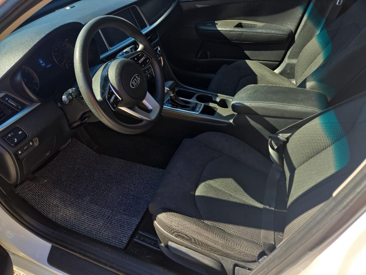 Kia Optima  2020