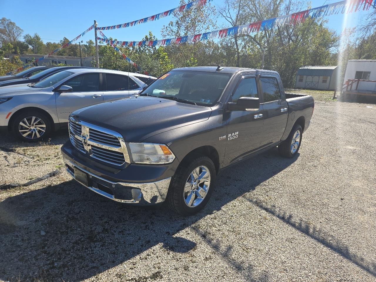 RAM 1500 Big Horn/Lone Star 4x4 Crew Cab 5'7" Box 2016