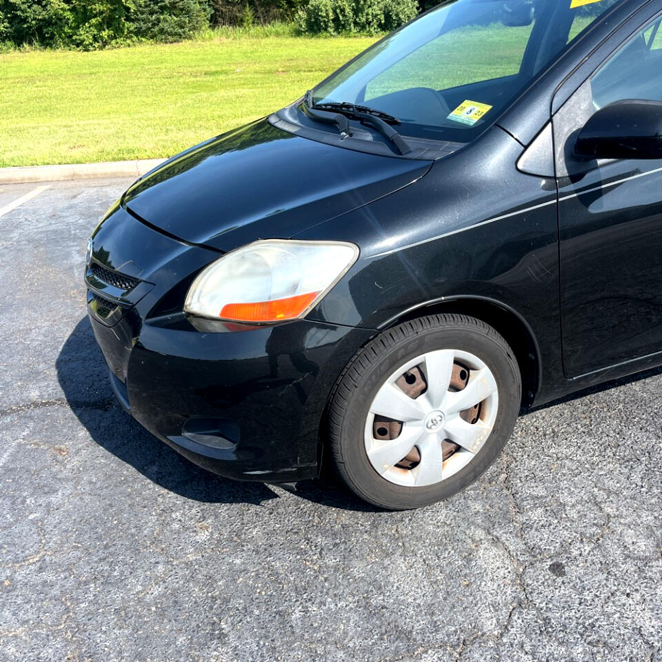 2008 Toyota Yaris photo 3
