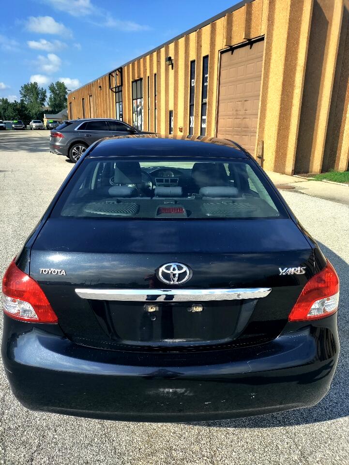 2008 Toyota Yaris photo 9