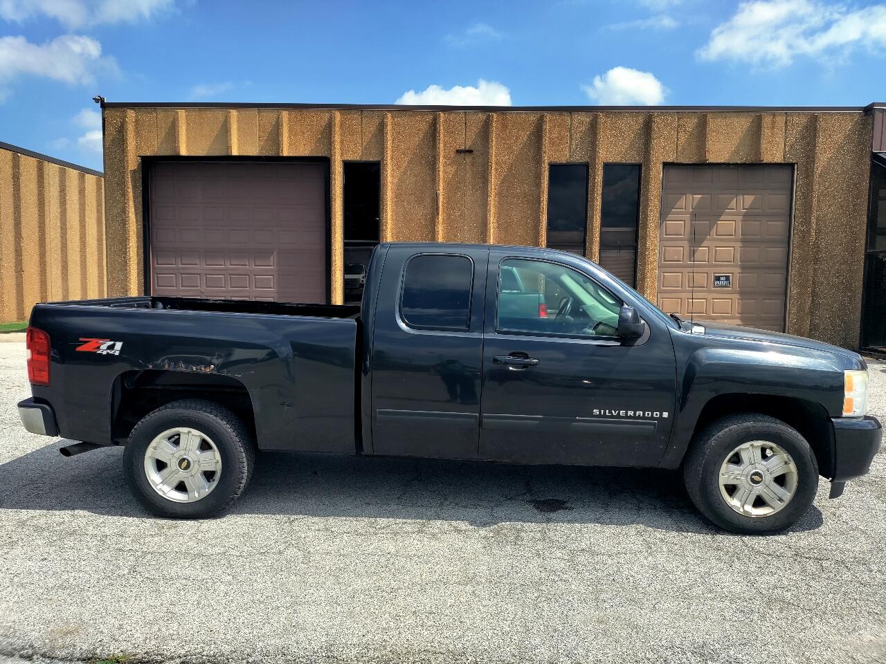 2009 Chevrolet Silverado 1500 LTZ photo 4