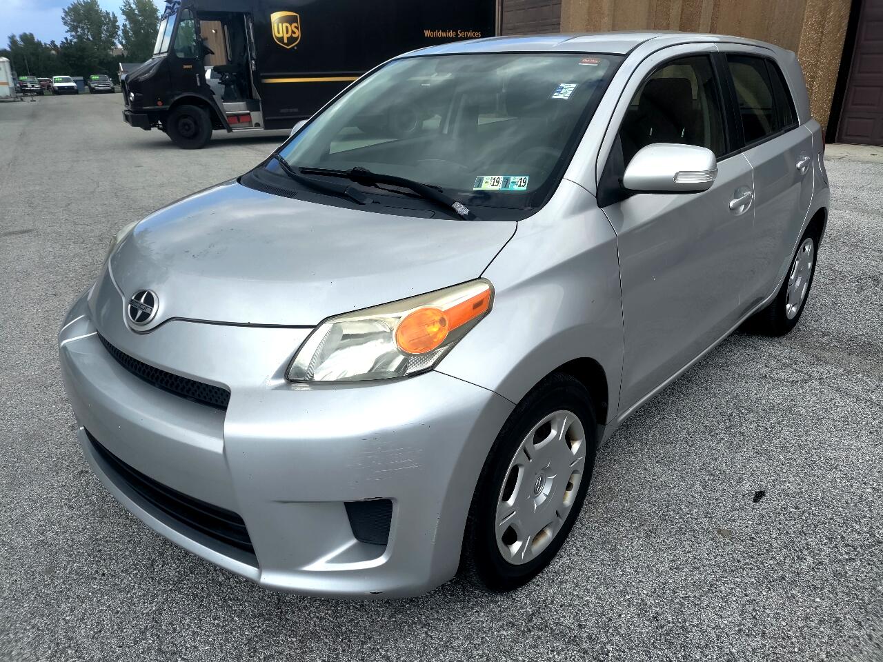 2010 Scion xD photo 3