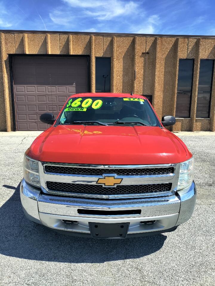 2013 Chevrolet Silverado 1500 LT photo 3