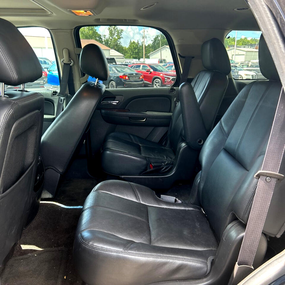2014 Chevrolet Tahoe LT photo 26
