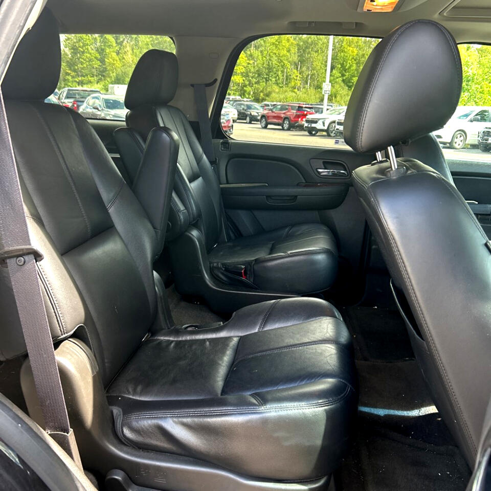 2014 Chevrolet Tahoe LT photo 25