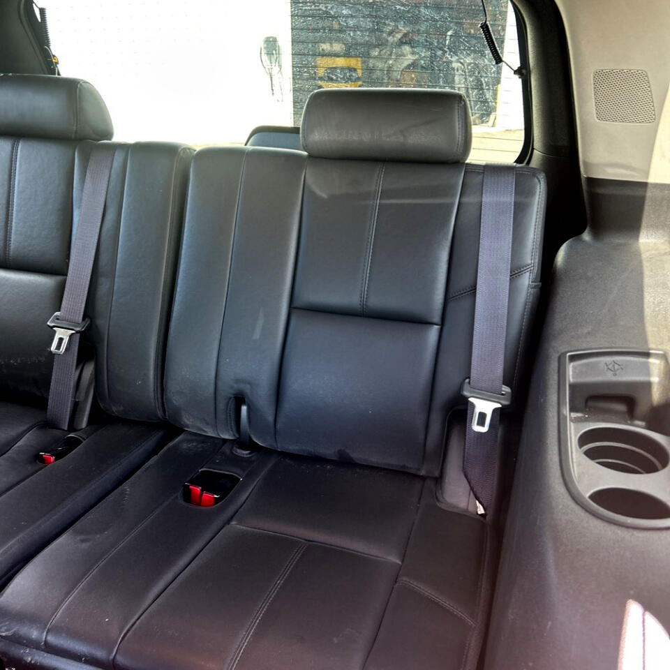 2014 Chevrolet Tahoe LT photo 28