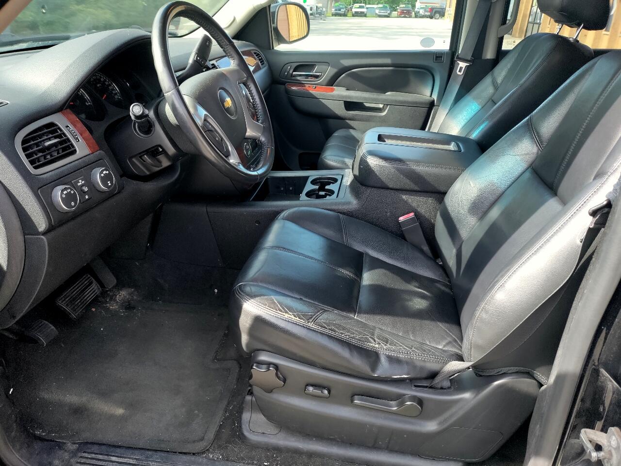 2014 Chevrolet Tahoe LT photo 24
