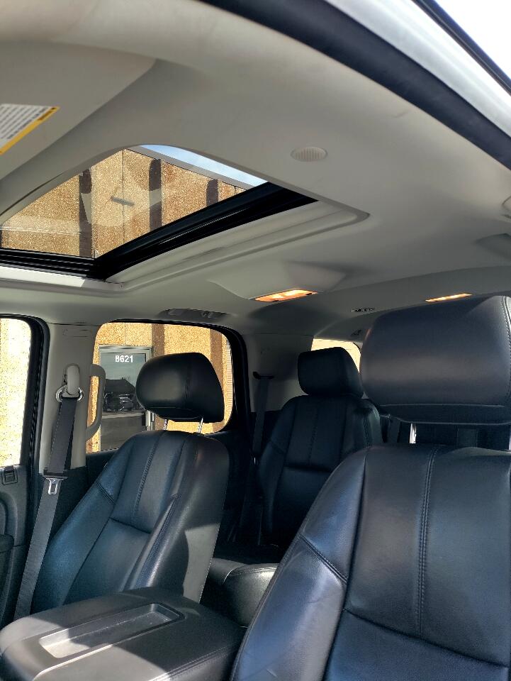 2014 Chevrolet Tahoe LT photo 19