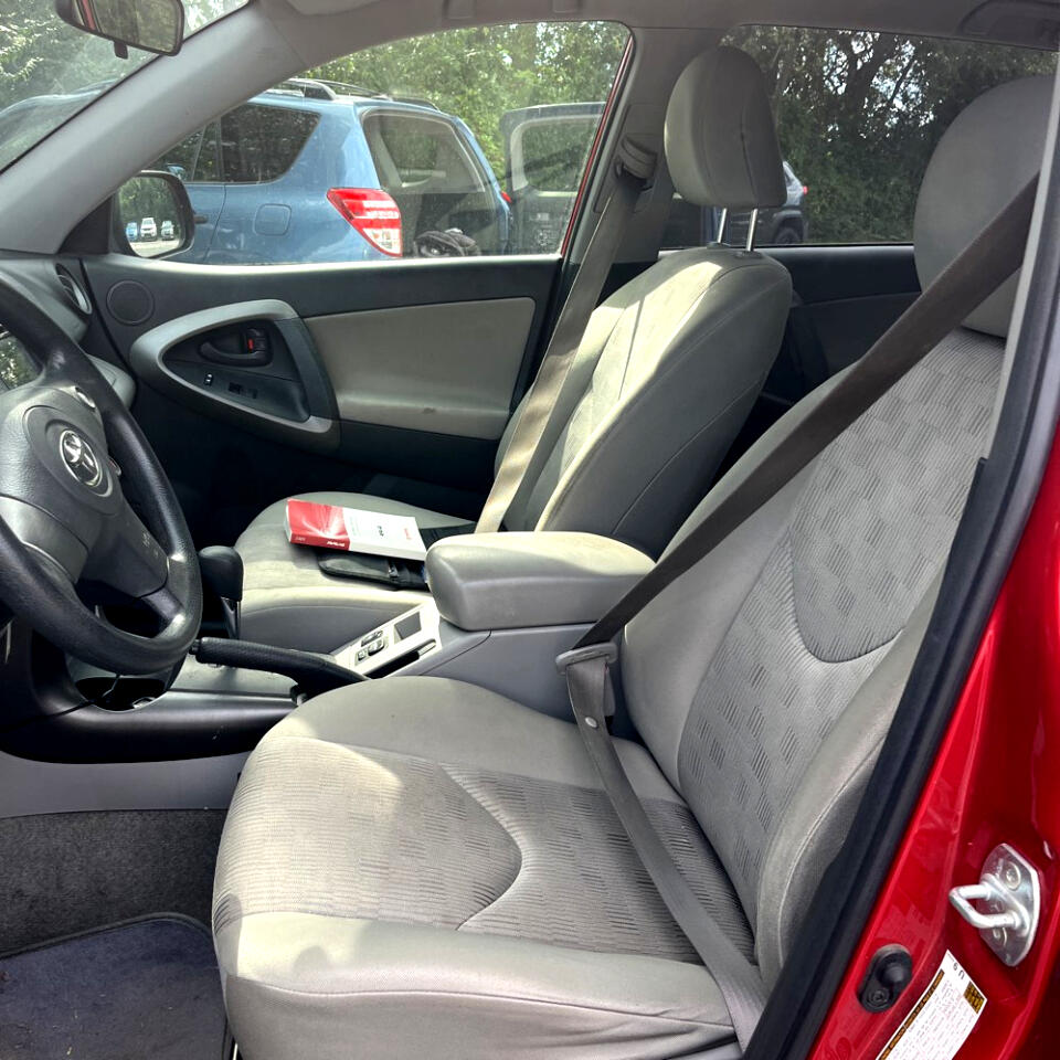 2009 Toyota RAV4 photo 14