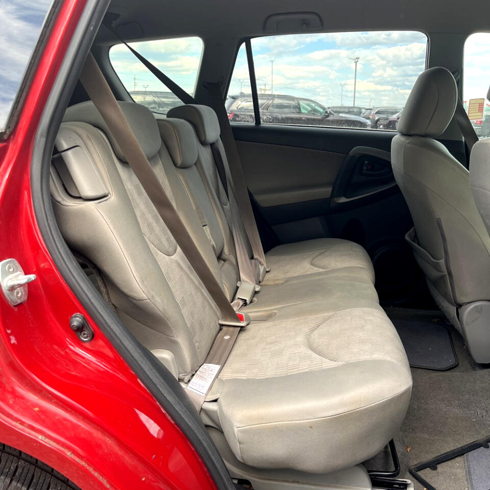 2009 Toyota RAV4 photo 17