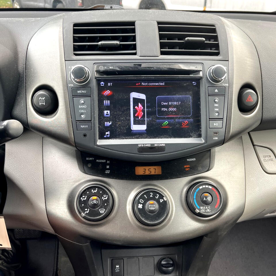 2009 Toyota RAV4 photo 13