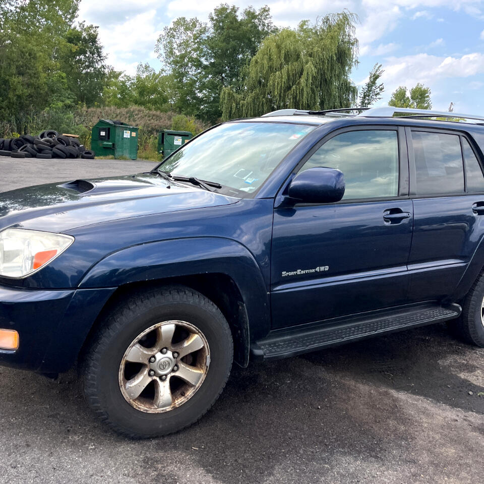 2005 Toyota 4Runner SR5 V8 4WD photo 4