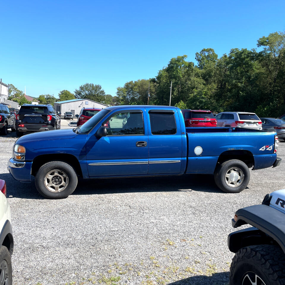 2004 Gmc Sierra 1500 SLE photo 4