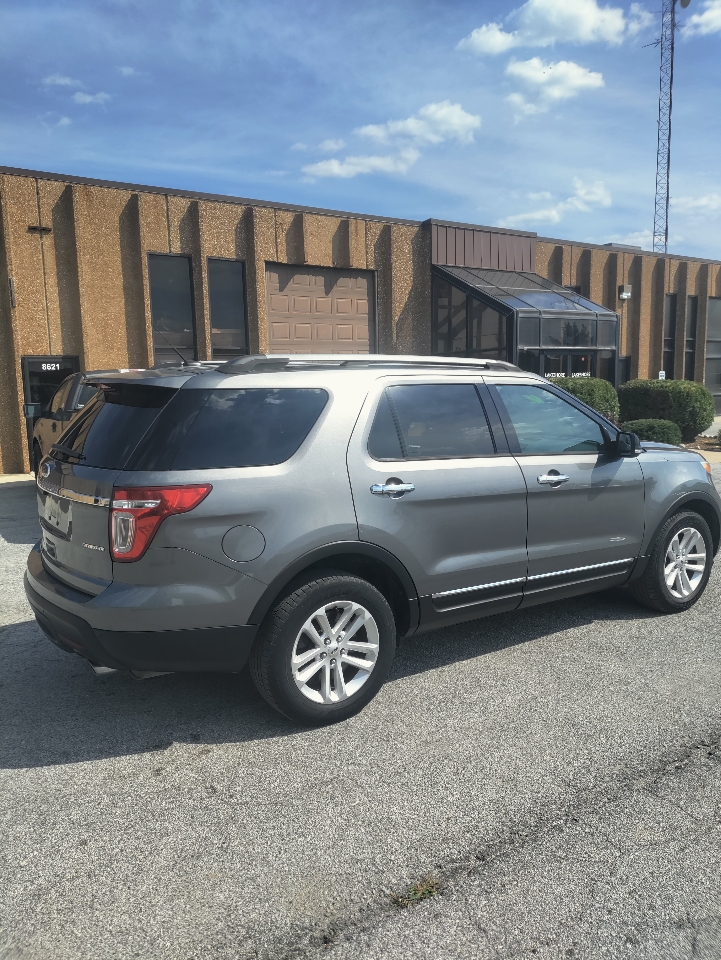 2014 Ford Explorer XLT photo 15