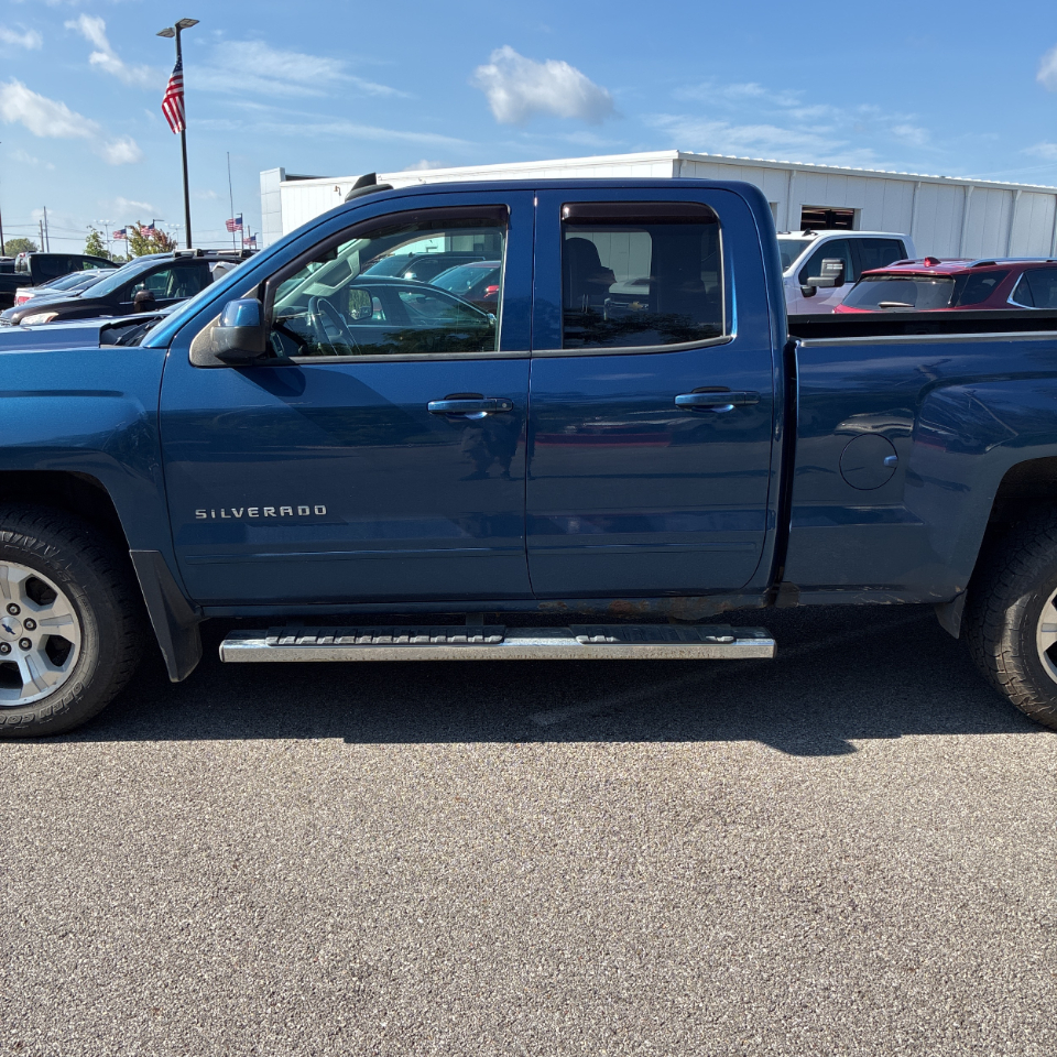 2016 Chevrolet Silverado 1500 photo 3