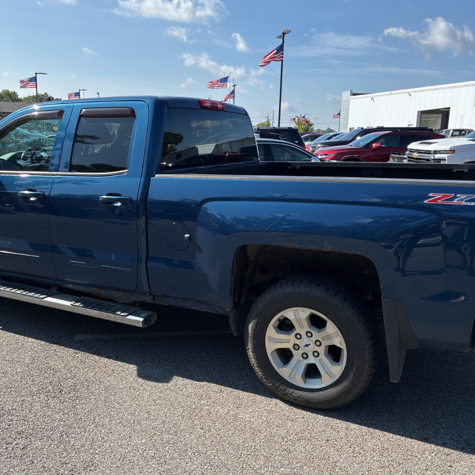 2016 Chevrolet Silverado 1500 photo 4
