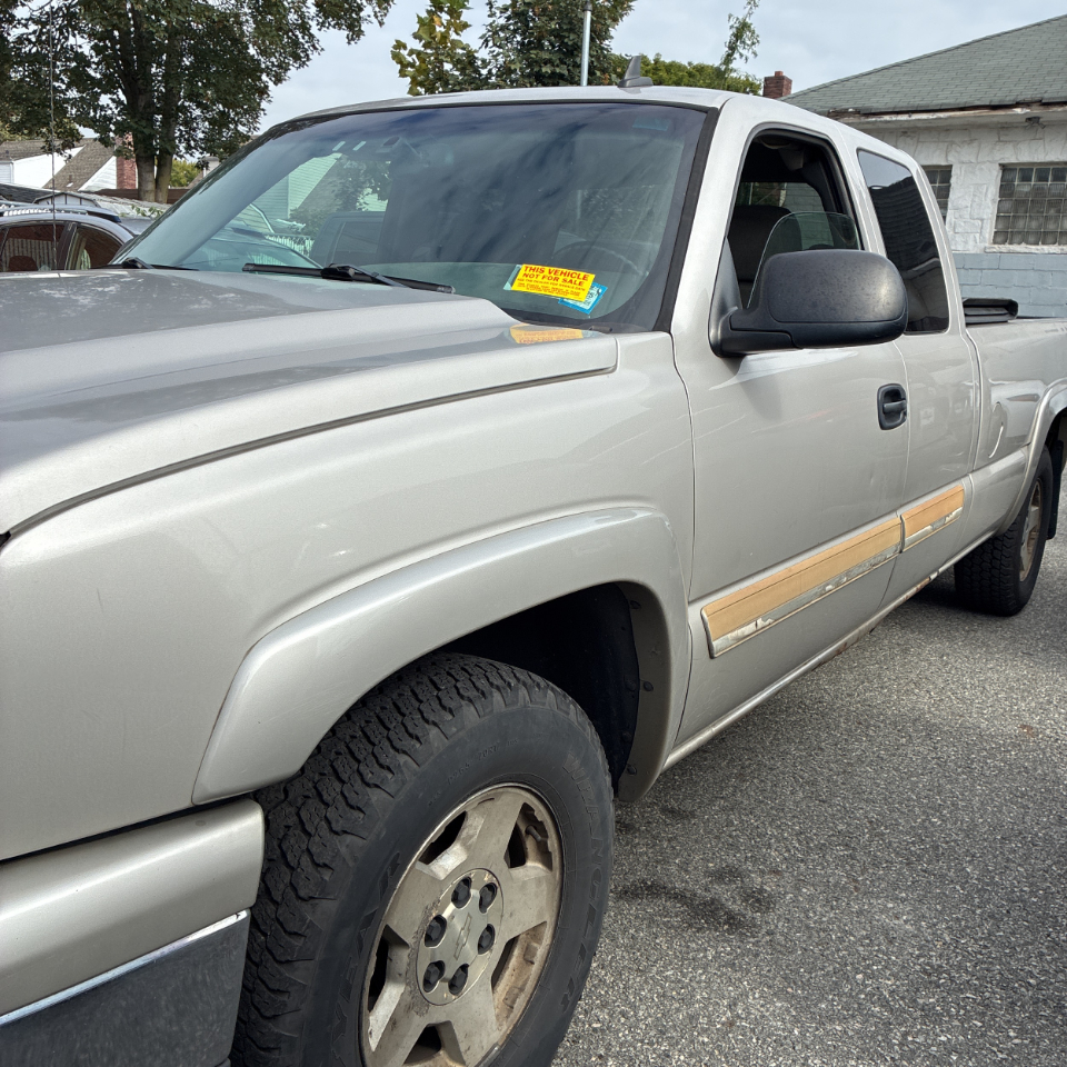 2007 Chevrolet Silverado 1500 photo 3