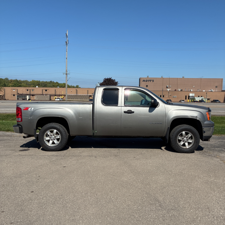 2013 Gmc Sierra 1500 SLE photo 3