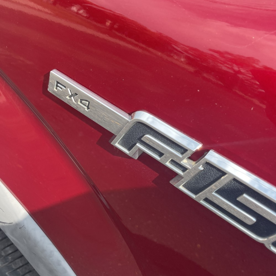 2014 Ford F-150 FX4 photo 16