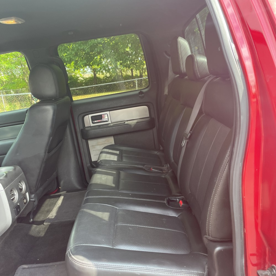 2014 Ford F-150 FX4 photo 22