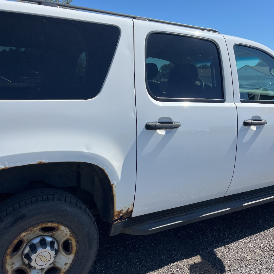 2013 Chevrolet Suburban 2500 photo 8