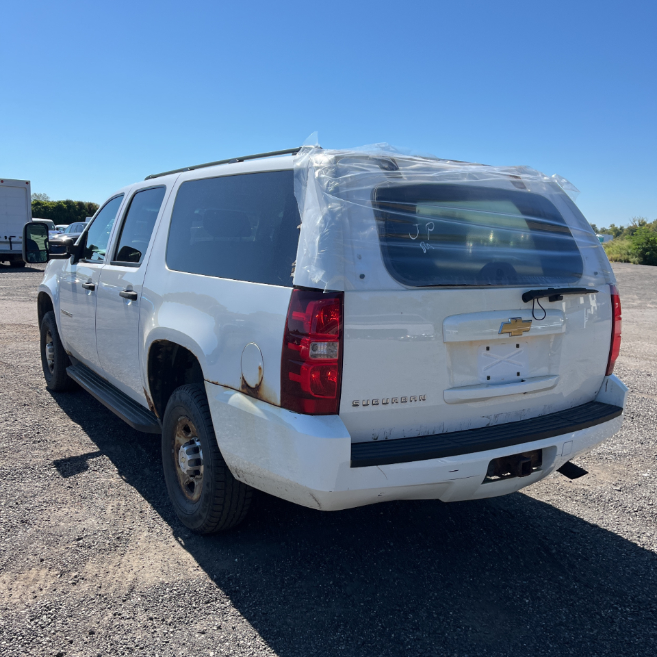 2013 Chevrolet Suburban 2500 photo 10