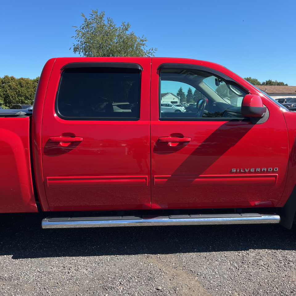 2013 Chevrolet Silverado 1500 LTZ photo 2