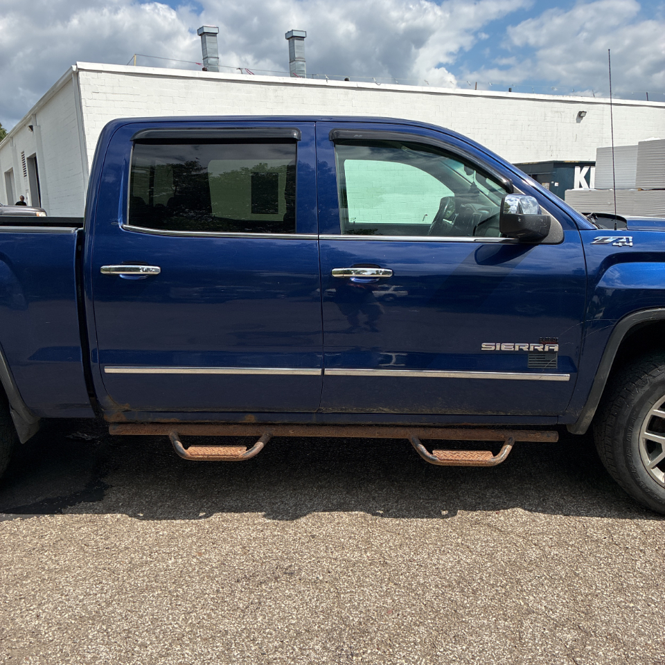 2014 Gmc Sierra 1500 SLT photo 2