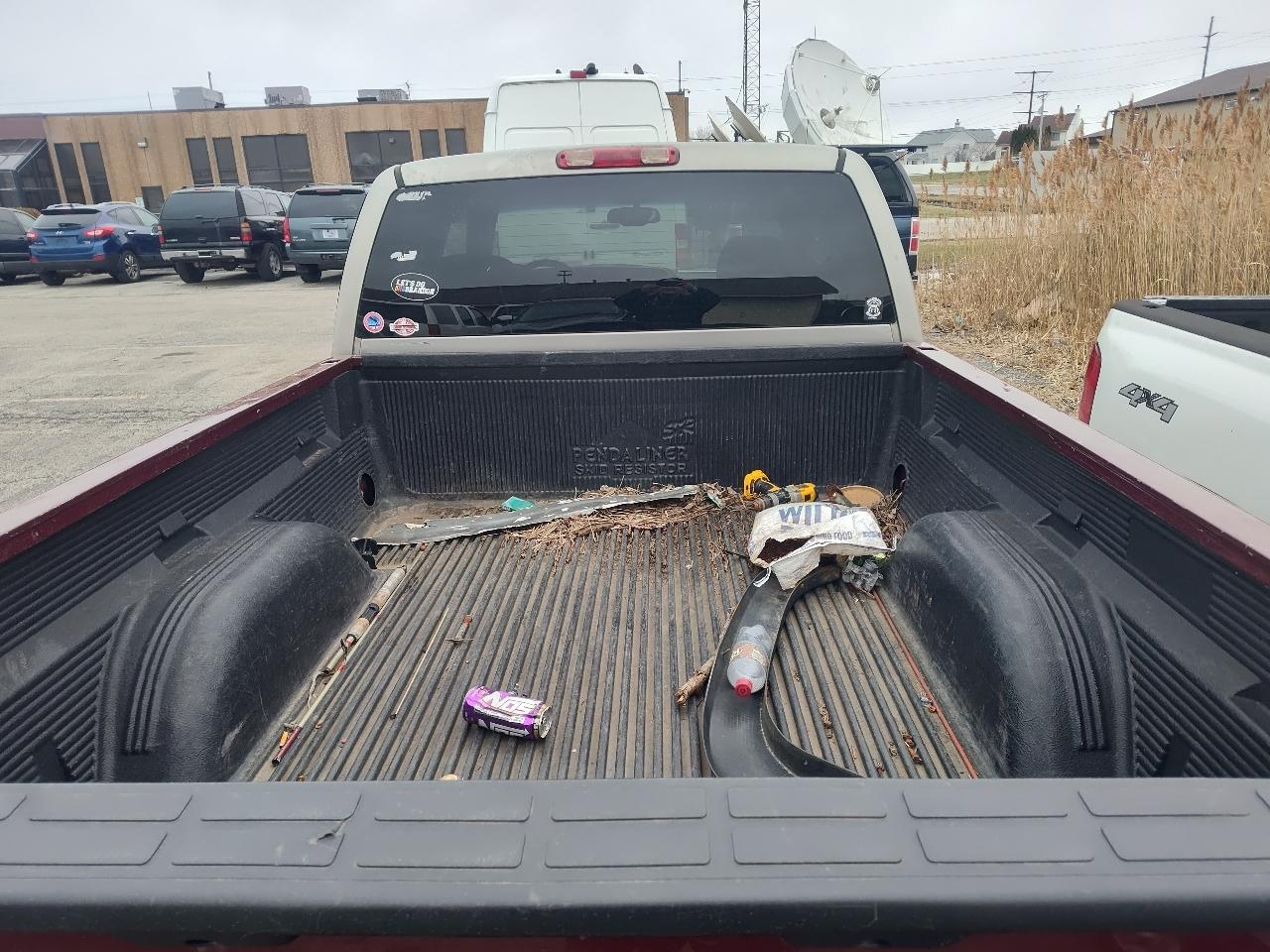 Chevrolet Silverado 1500 Ext Cab 143.5" WB 4WD LS 2003