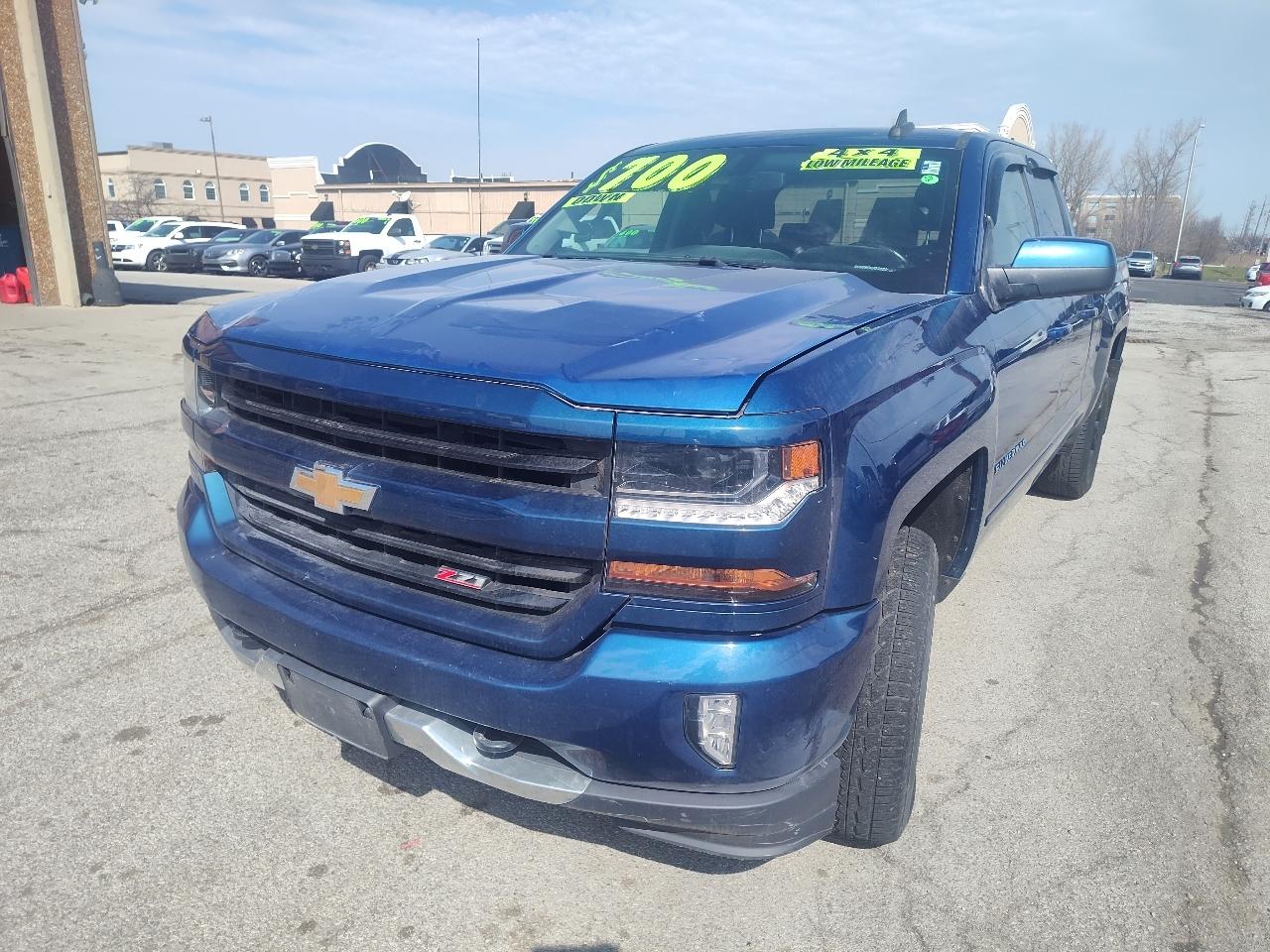 Chevrolet Silverado 1500 4WD Double Cab 143.5" LT w/2LT 2018