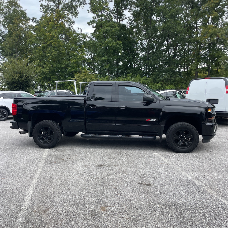2017 Chevrolet Silverado 1500 photo 4