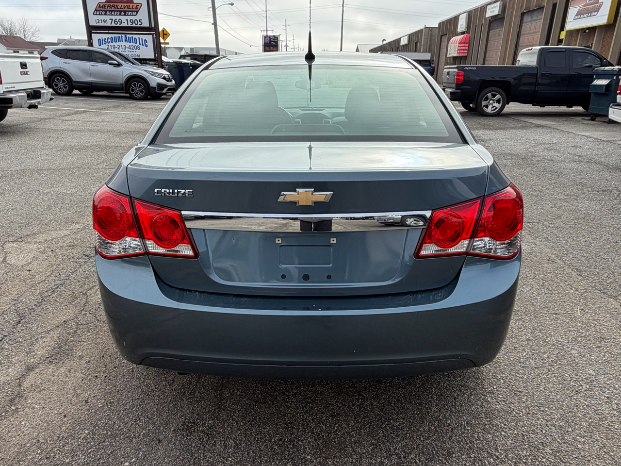 Chevrolet Cruze 4dr Sdn LS 2012