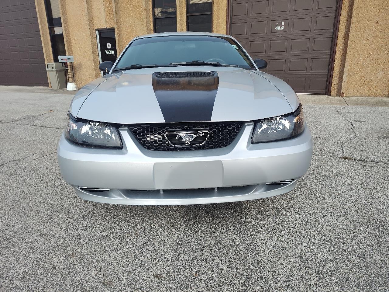 2002 Ford Mustang Standard