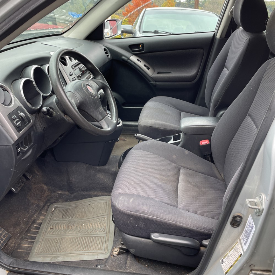 Pontiac Vibe 4dr HB FWD 2006 Pontiac Vibe 4dr HB FWD 2006