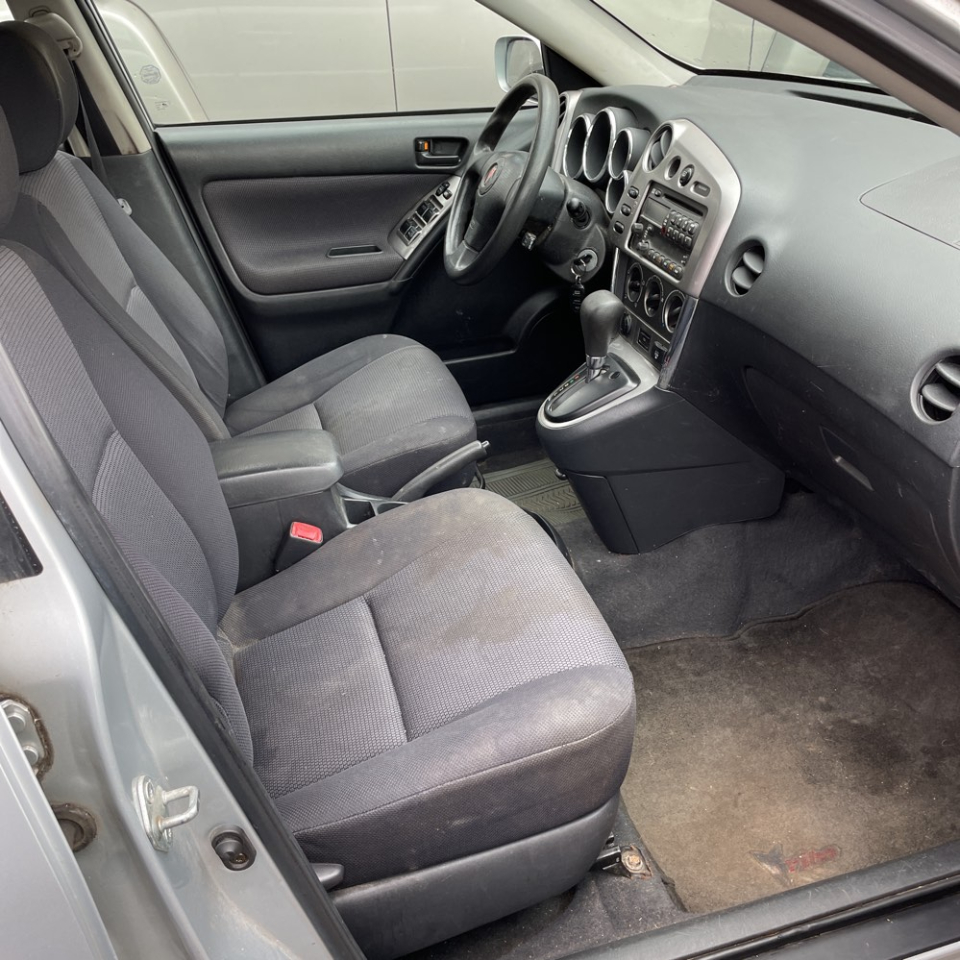 Pontiac Vibe 4dr HB FWD 2006 Pontiac Vibe 4dr HB FWD 2006