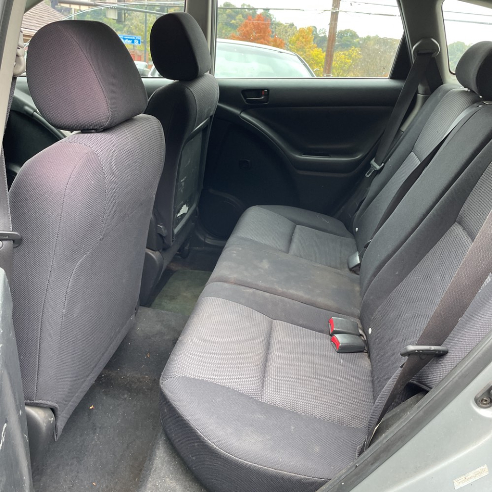 Pontiac Vibe 4dr HB FWD 2006 Pontiac Vibe 4dr HB FWD 2006