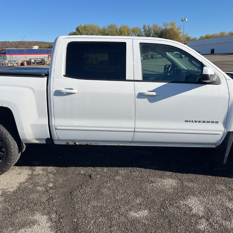 Chevrolet Silverado 1500 4WD Crew Cab 143.5" LT w/2LT 2016 Chevrolet Silverado 1500 4WD Crew Cab 143.5" LT w/2LT 2016