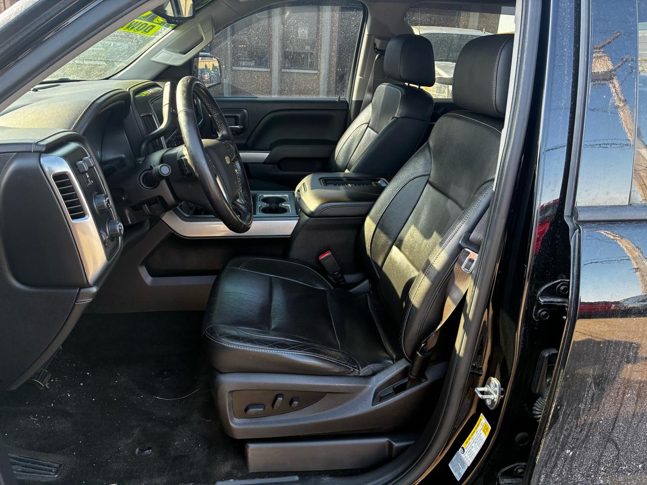 Chevrolet Silverado 1500 4WD Crew Cab 143.5" LTZ w/2LZ 2017