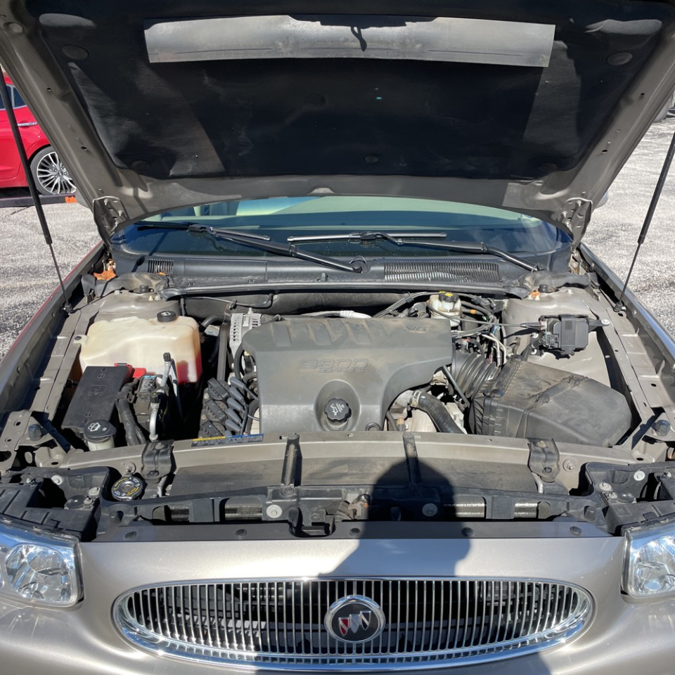 Buick LeSabre 4dr Sdn Custom 2004 Buick LeSabre 4dr Sdn Custom 2004