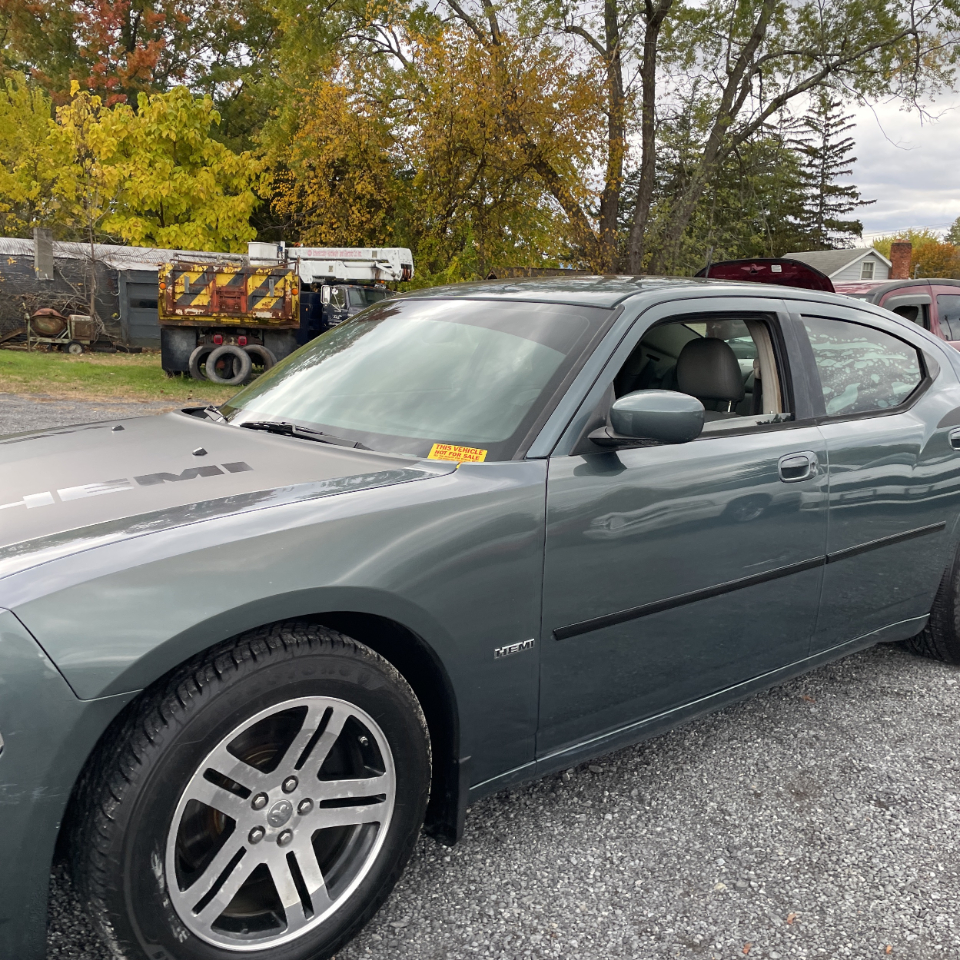 Dodge Charger 4dr Sdn R/T RWD 2006 Dodge Charger 4dr Sdn R/T RWD 2006