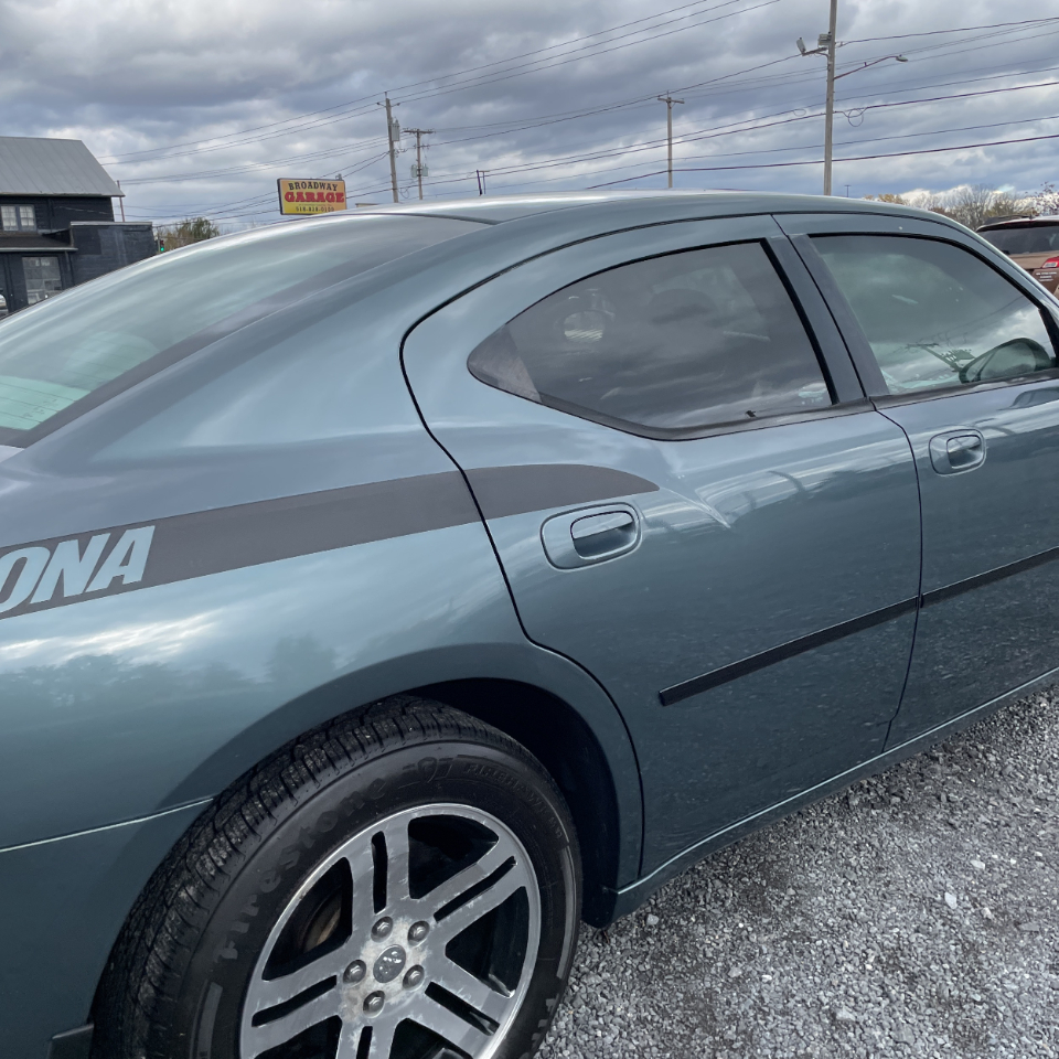 Dodge Charger 4dr Sdn R/T RWD 2006 Dodge Charger 4dr Sdn R/T RWD 2006