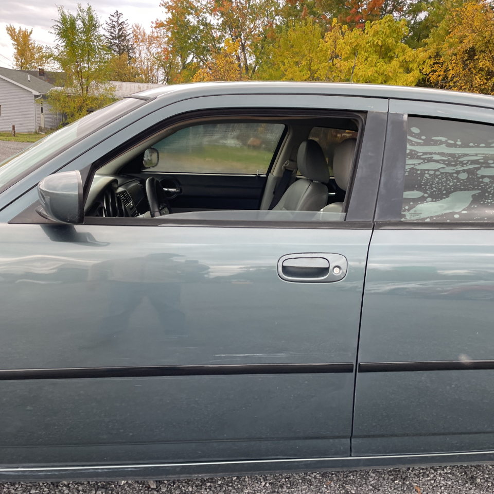 Dodge Charger 4dr Sdn R/T RWD 2006 Dodge Charger 4dr Sdn R/T RWD 2006