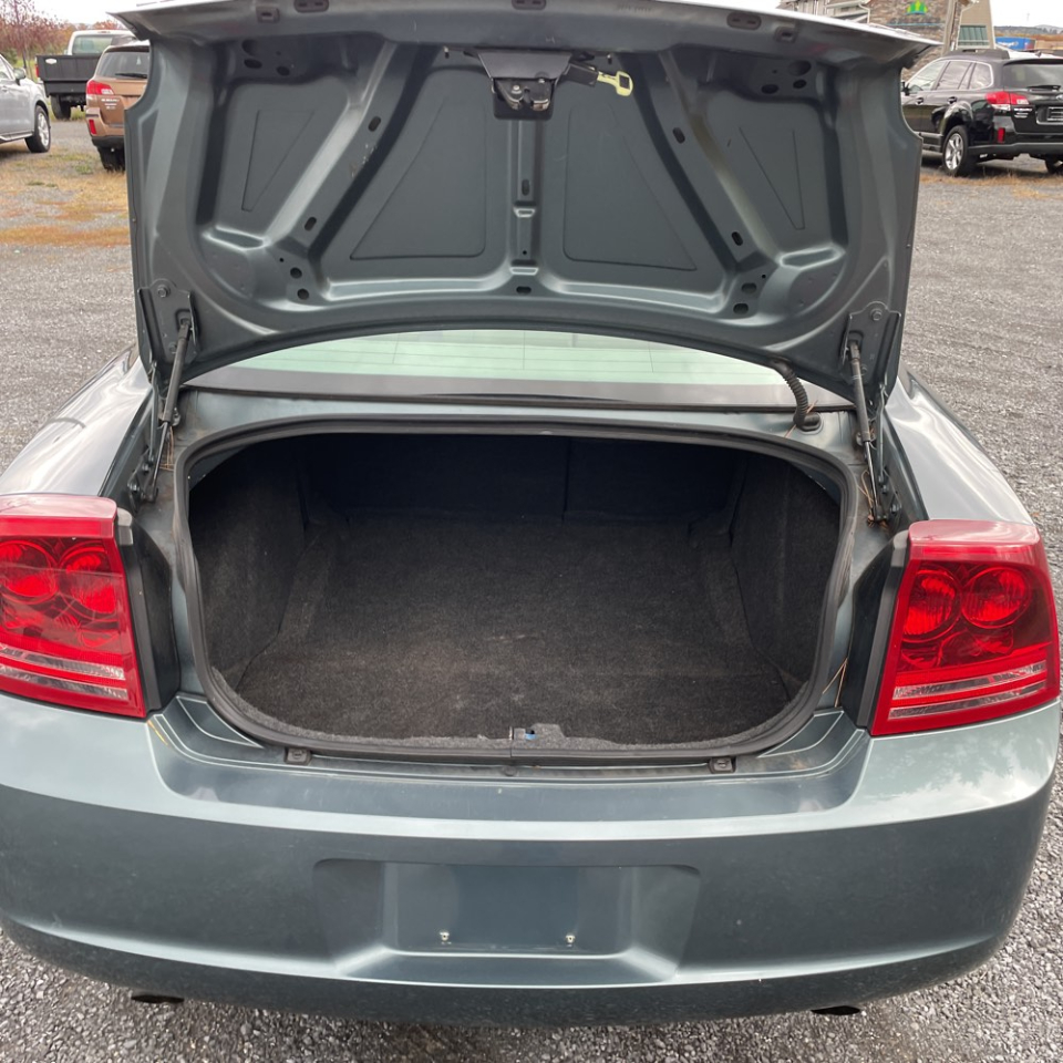 Dodge Charger 4dr Sdn R/T RWD 2006 Dodge Charger 4dr Sdn R/T RWD 2006