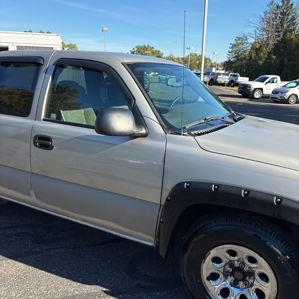 GMC Sierra 1500 Classic 4WD Ext Cab 143.5" Work Truck 2007 GMC Sierra 1500 Classic 4WD Ext Cab 143.5" Work Truck 2007