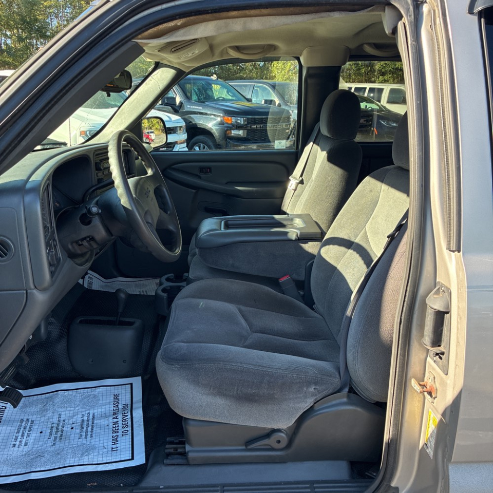 GMC Sierra 1500 Classic 4WD Ext Cab 143.5" Work Truck 2007 GMC Sierra 1500 Classic 4WD Ext Cab 143.5" Work Truck 2007