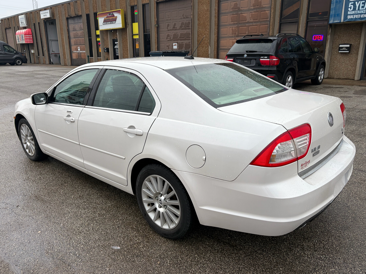 Mercury Milan 4dr Sdn V6 Premier FWD 2009