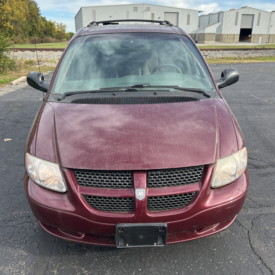 Dodge Caravan 4dr Grand Sport 119" WB 2002 Dodge Caravan 4dr Grand Sport 119" WB 2002